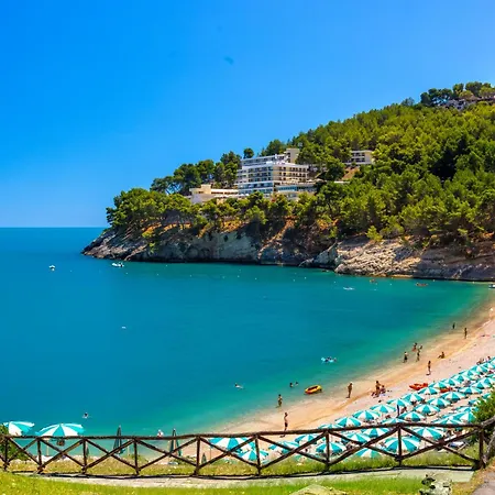 Aparthotel Hotiday Collection - Pugnochiuso *