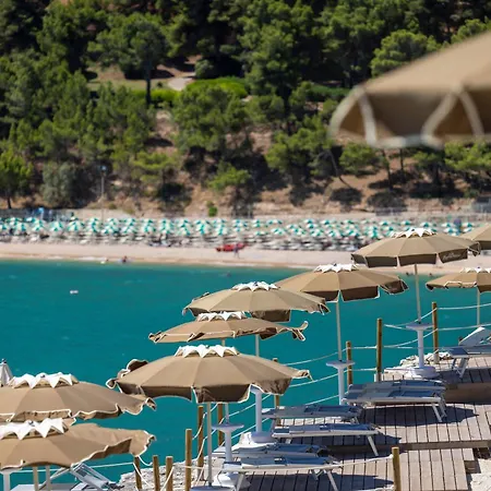 Aparthotel Hotiday Collection - Pugnochiuso