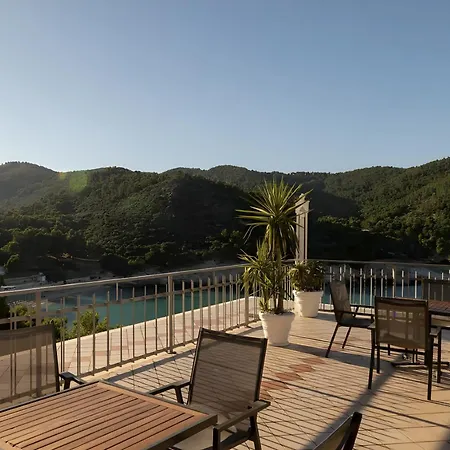 Aparthotel Hotiday Collection - Pugnochiuso